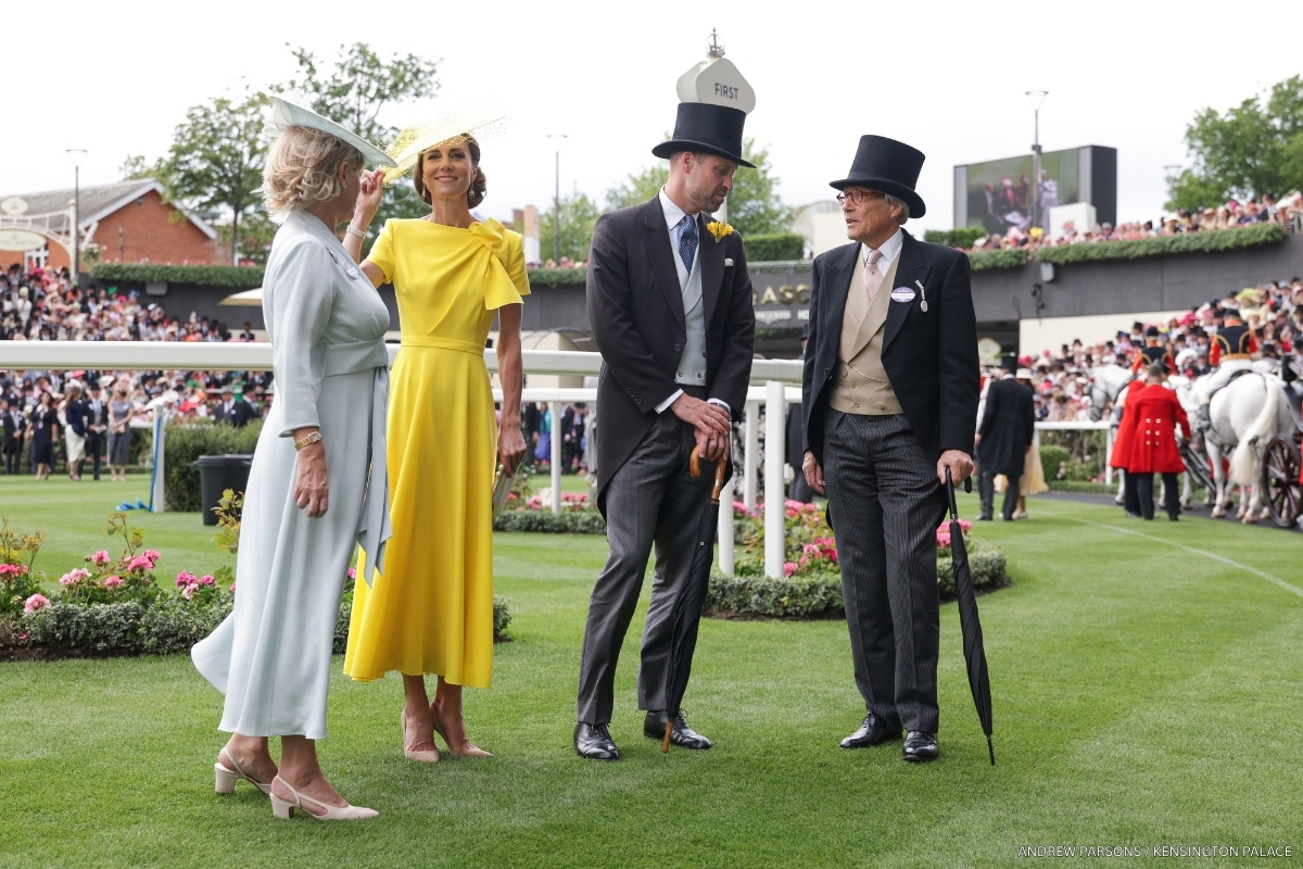 William and Kate chatting with the Duke and Duchess of Richmond and Gordon after the carriage procession at Royal Ascot