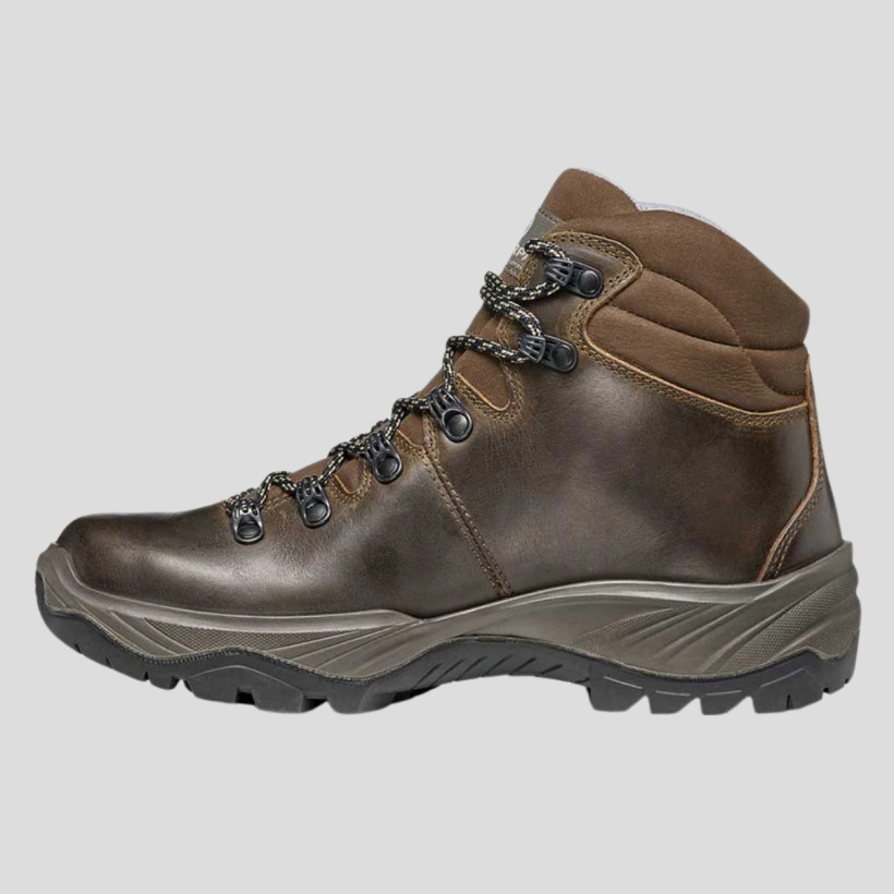 Another view of Kate Middleton's Scarpa Terra GTX hiking boots