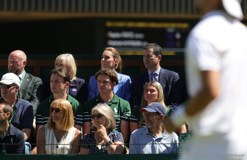 Kate Middleton watching tennis with Tim Henman on Court 18 at Wimbledon