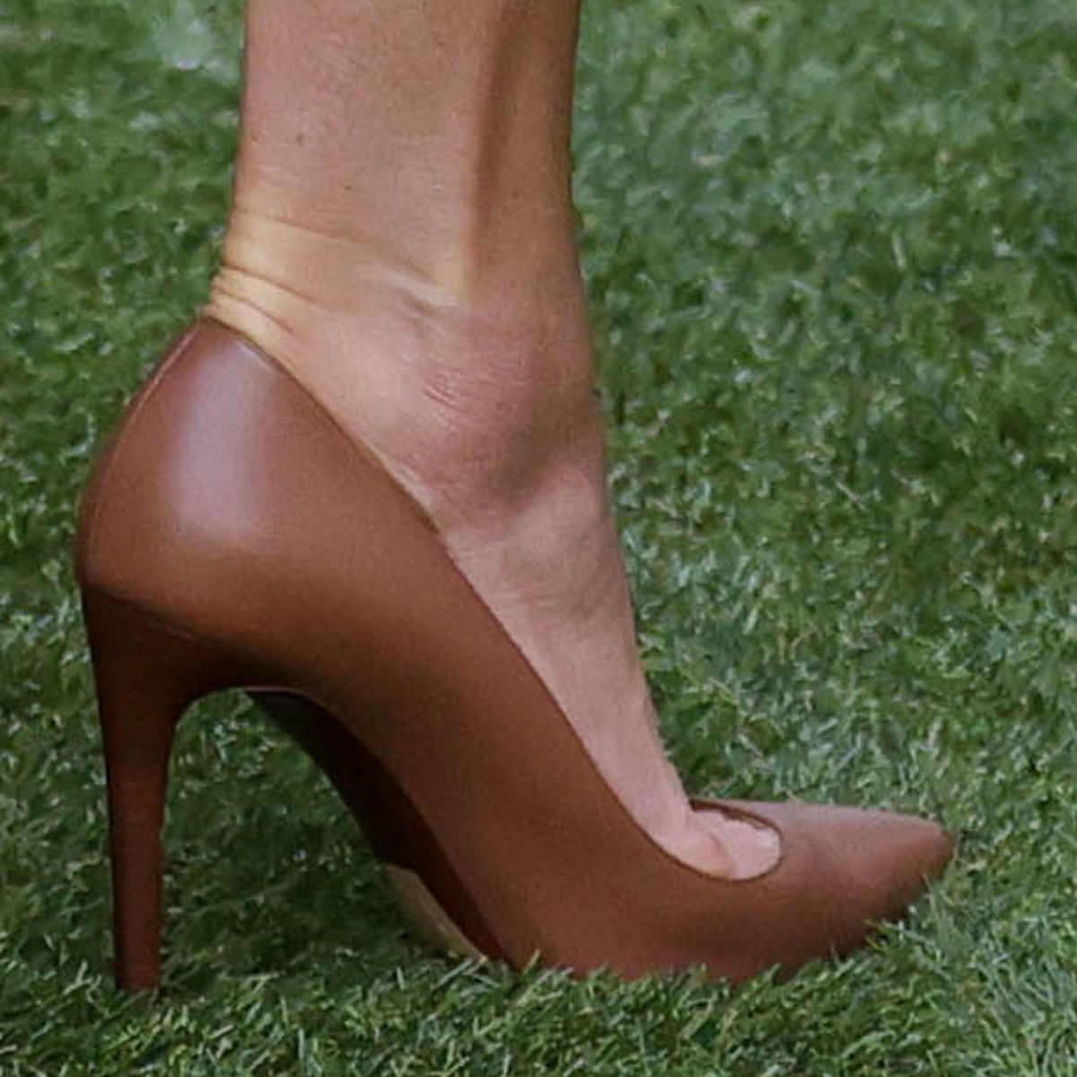 Kate Middleton's Ralph Lauren Celia pumps in RL Gold