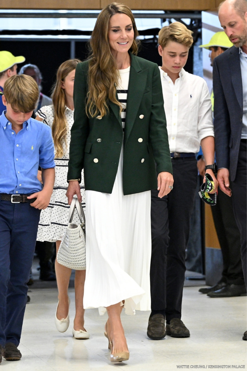 Kate Middleton wearing a green Ralph Lauren blazer over a black-and-white Breton striped top and pleated white skirt at the 2026 Commonwealth Games in Glasgow